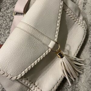 Elegant White Leather Women's Bag